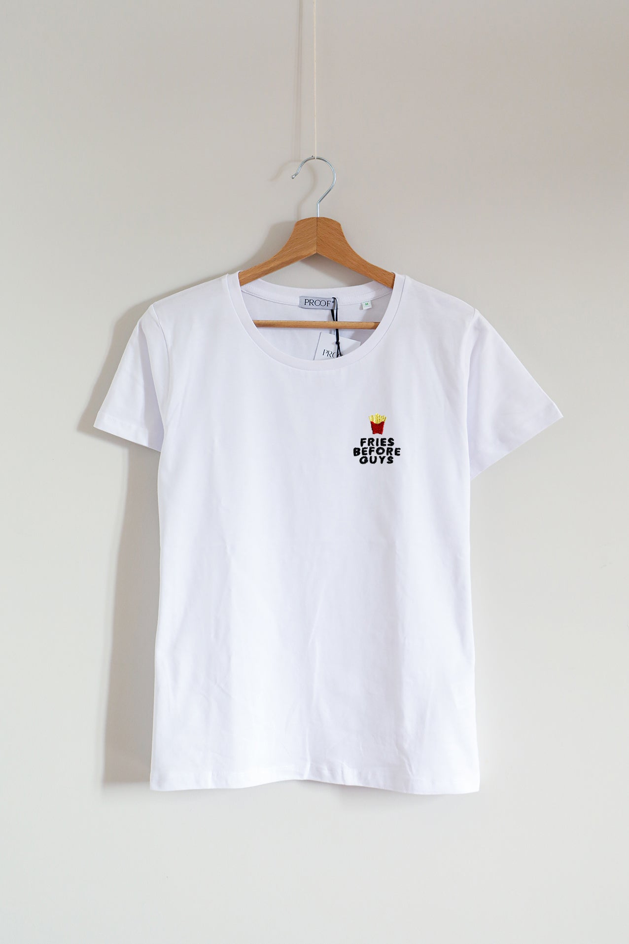 Tshirt "fries before guys"