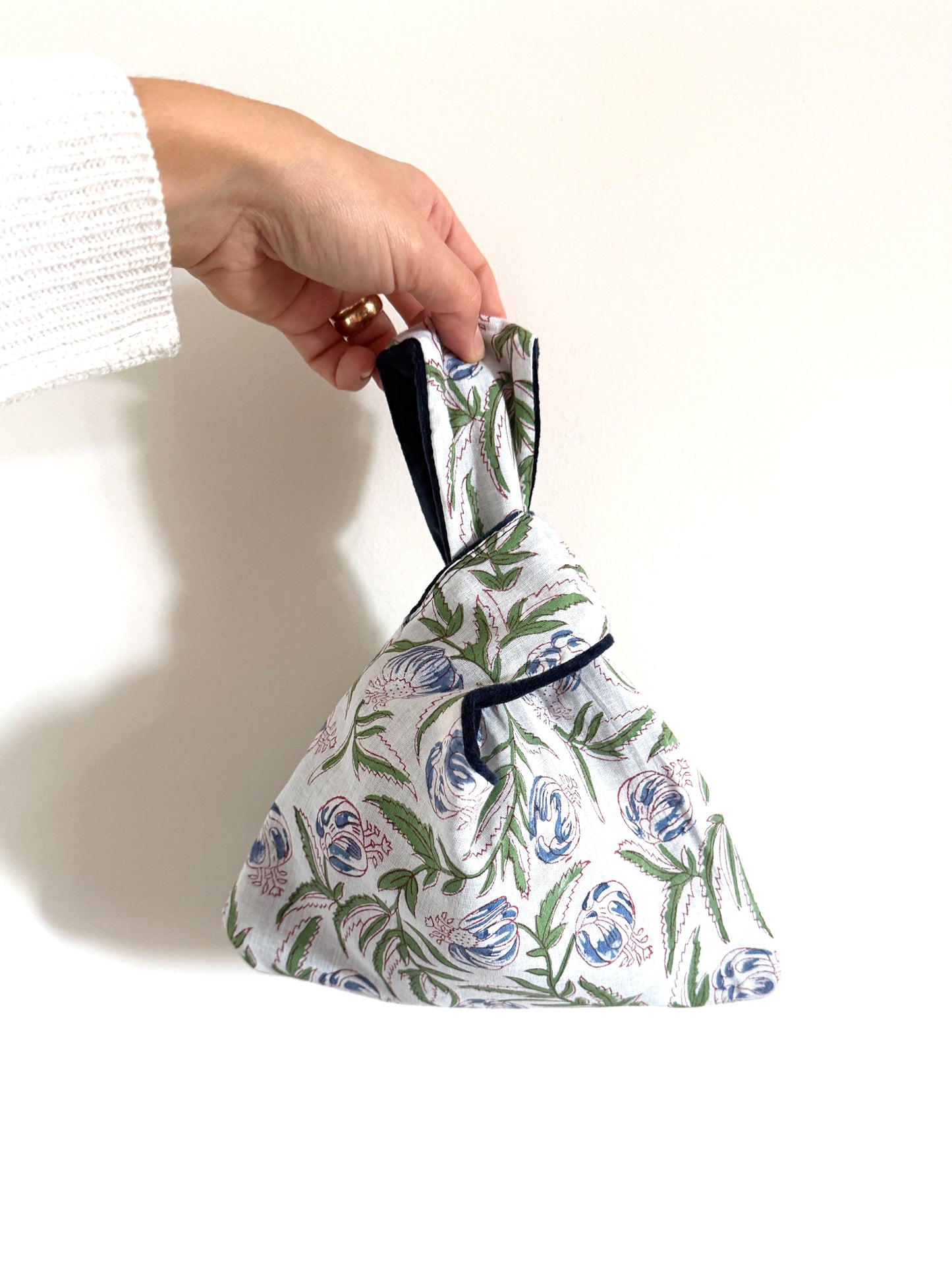 Borsa "Japanese knot" reversibile in velluto blu