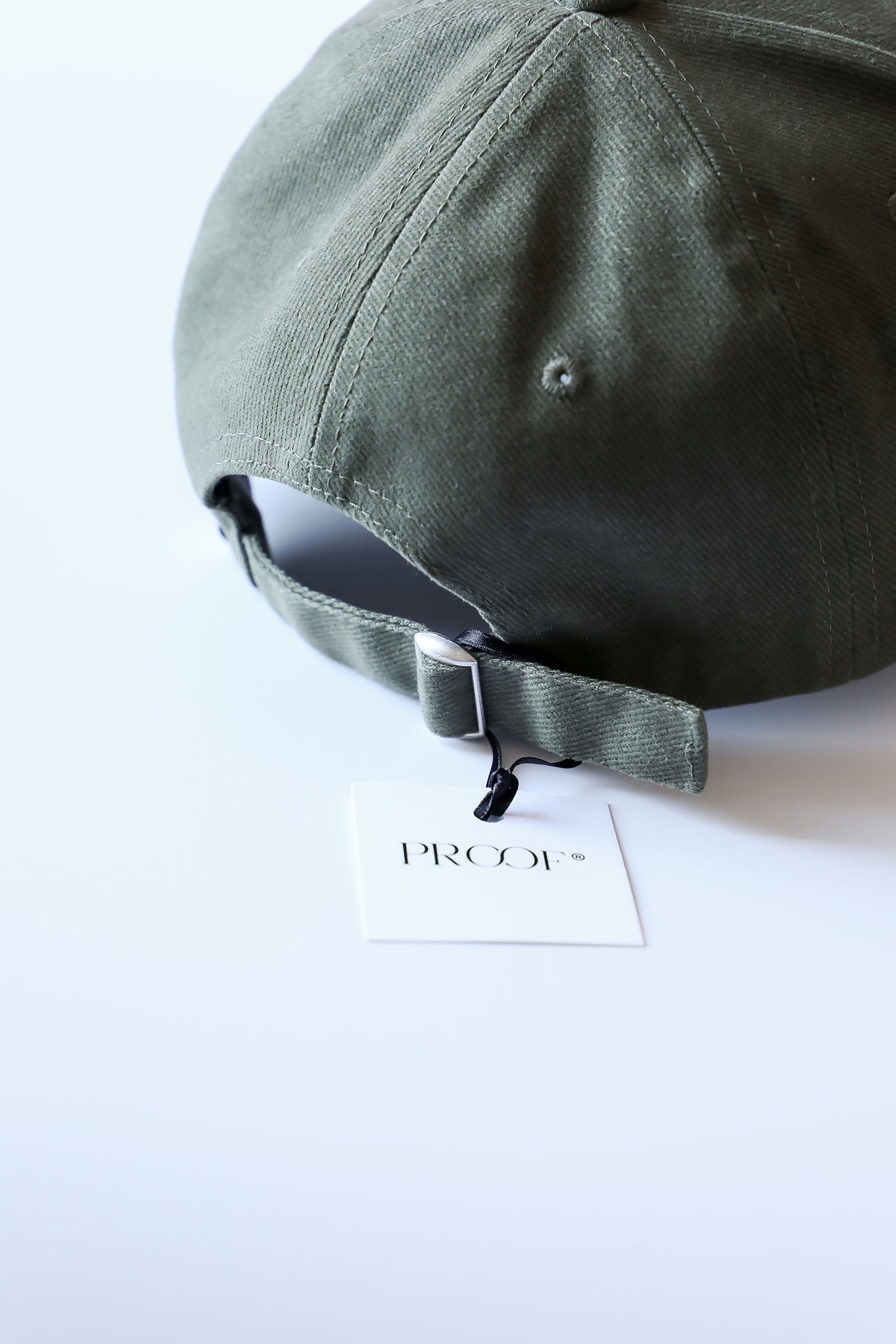Cappellino in cotone verde oliva