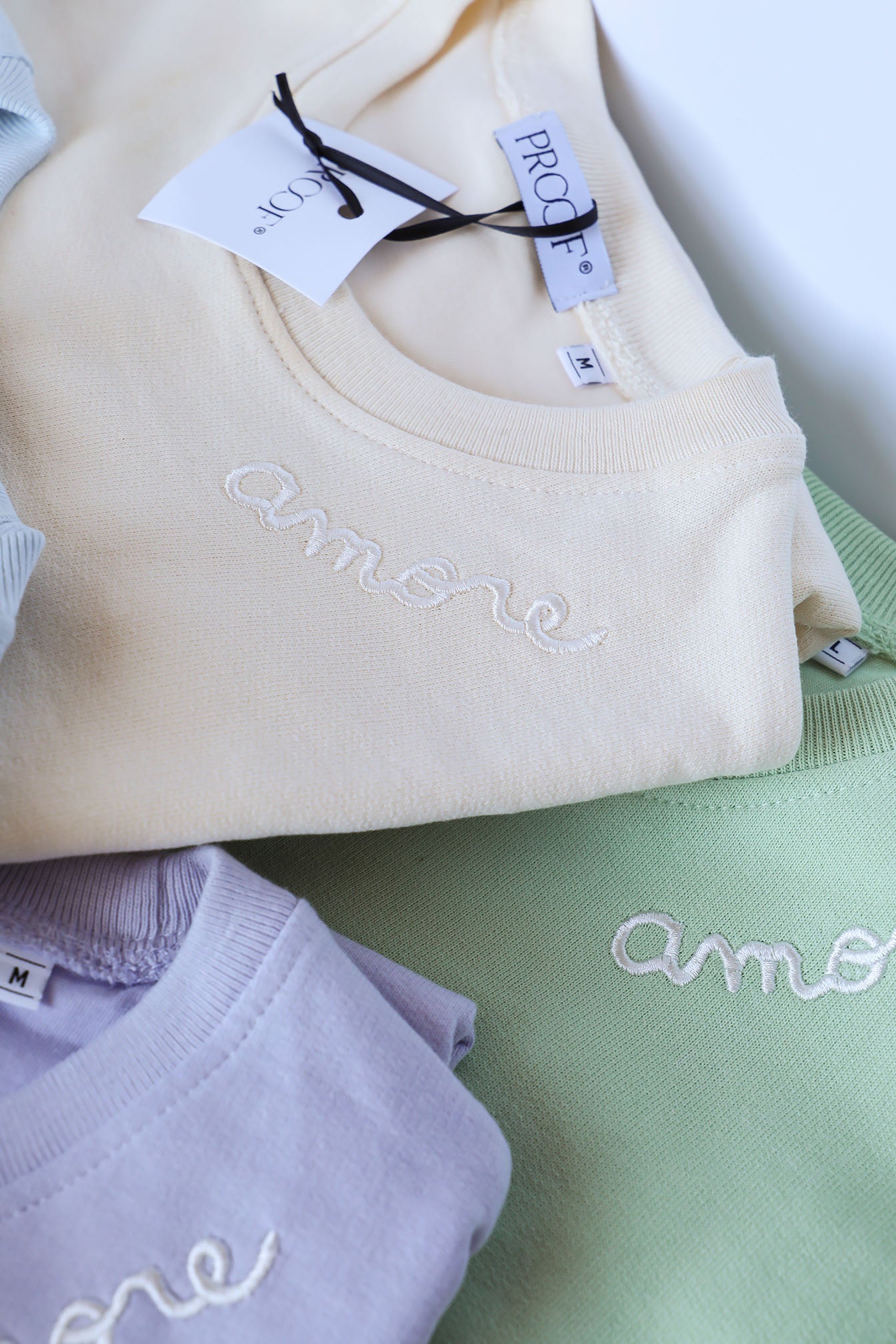 Felpa "Amore" color crema