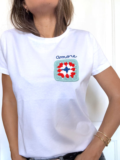 Tshirt con toppa in crochet #2