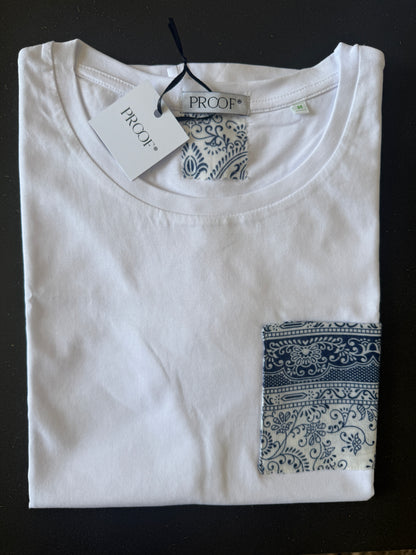 Tshirt con tasca bandana azzurra e bianca