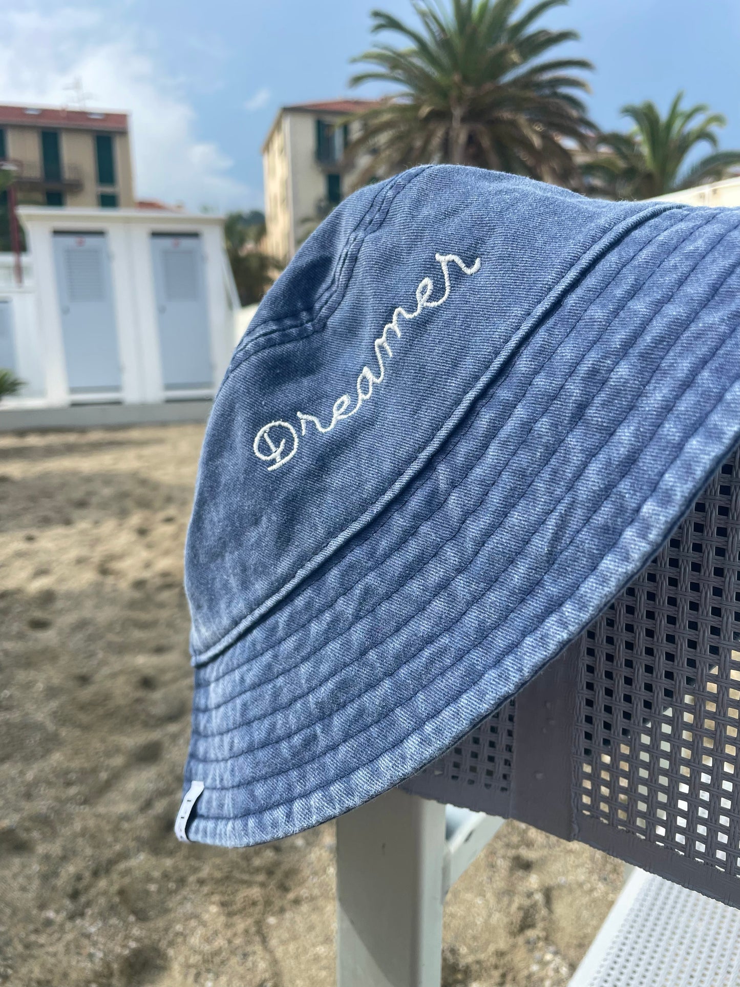 Bucket "Dreamer"